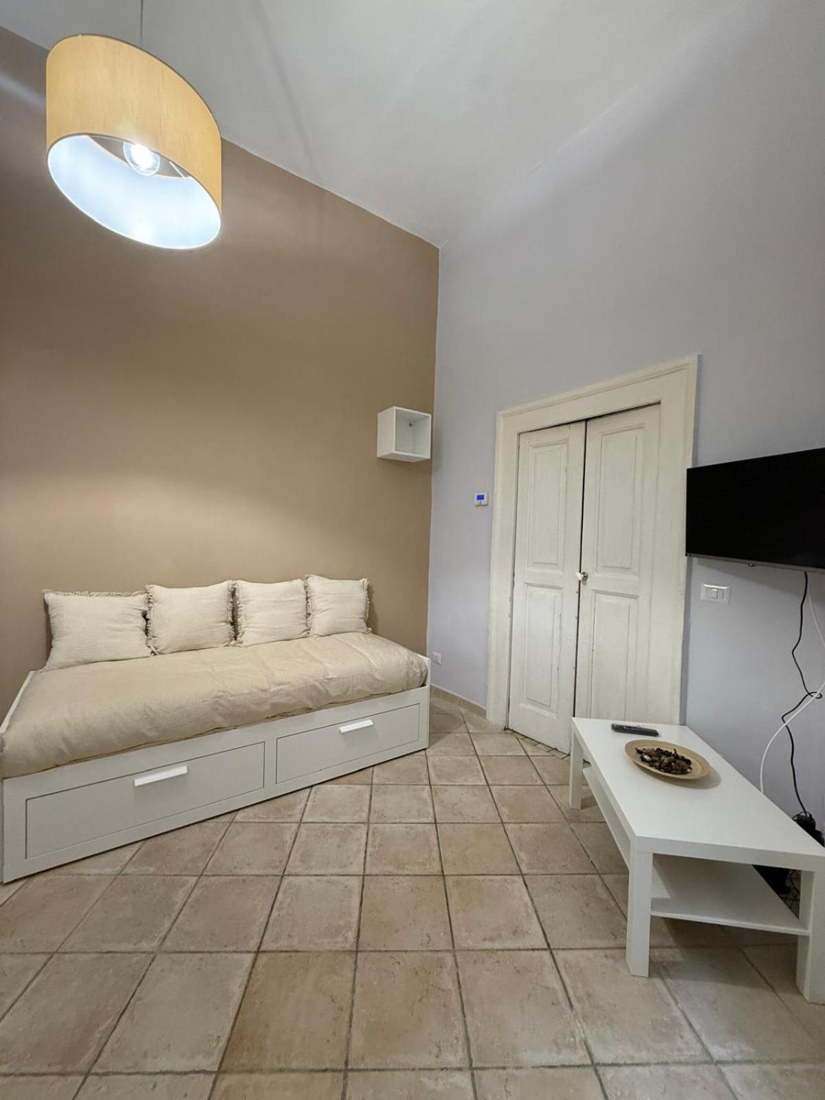 Staynamore Naples